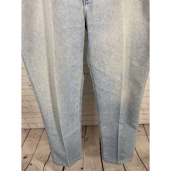 Levi Strauss Relaxed Fit 540 Distressed Wrinkle Free Light Wash Jeans (42x31.5) - Picture 8 of 16